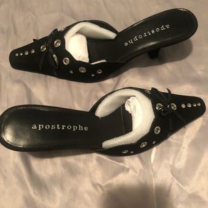 Apostrophe black suede short heel mules